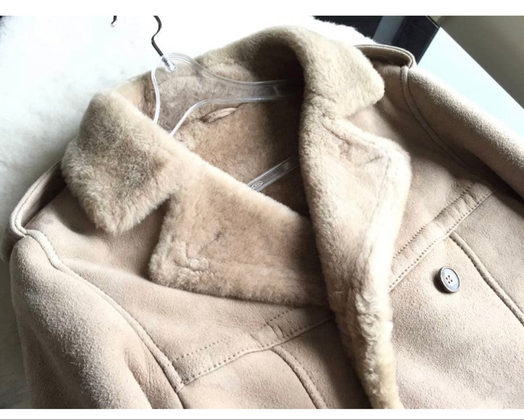 超美品　EMMETI エンメティ　ベージュ　ムートンコート