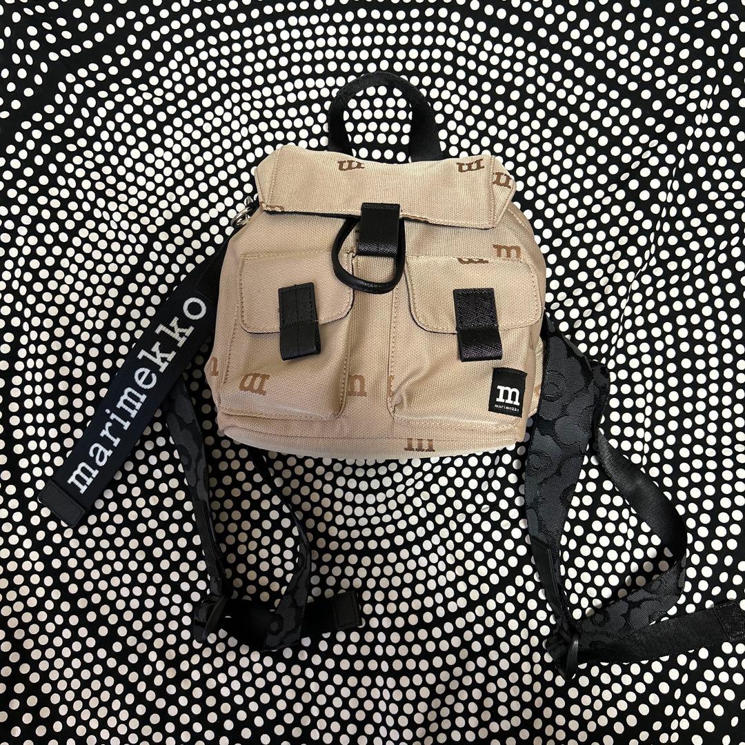marimekko ベージュ ミニバックパック