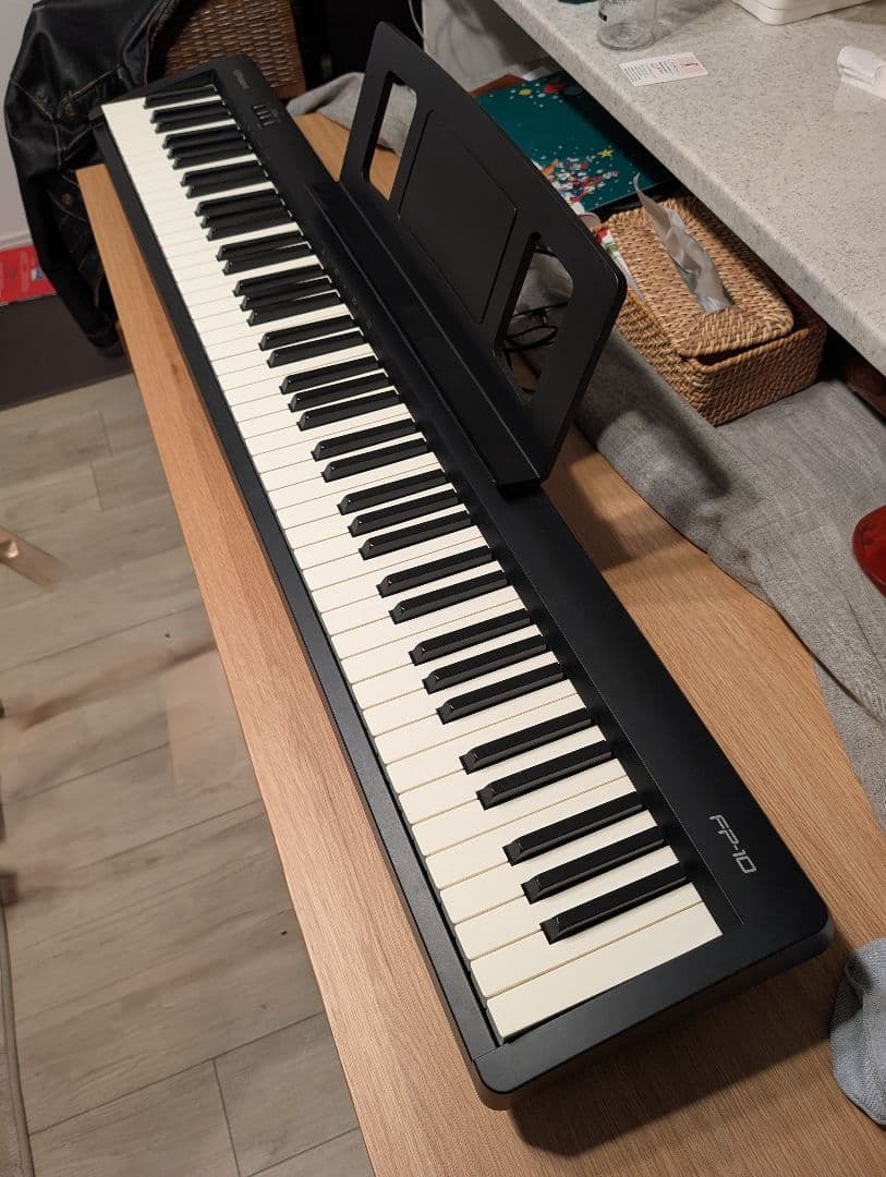 Roland FP-10 デジタルピアノ + DP-2ペダル　21年製