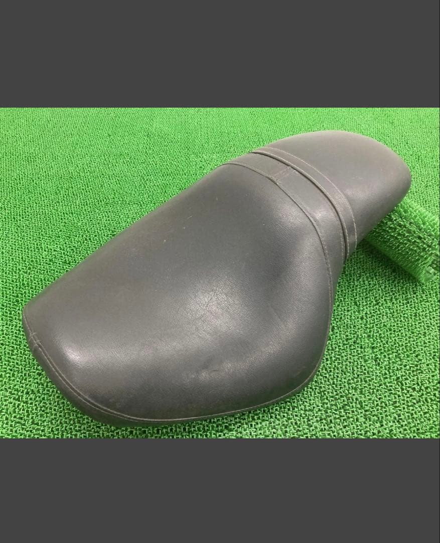 Vツインマグナ250 シート ホンダ　中古