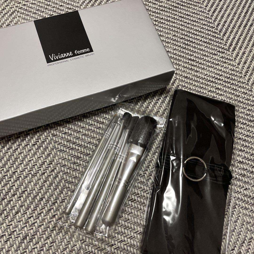 vivienne femme 美粧堂