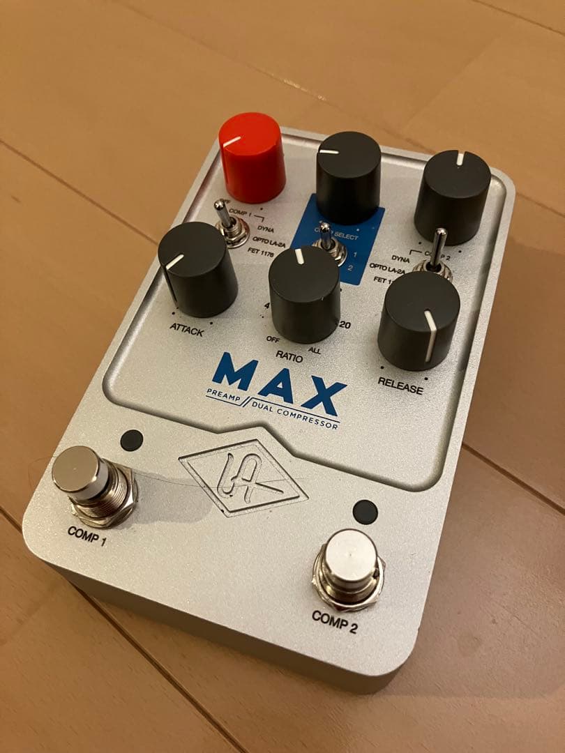 ギター UAFX MAX Preamp/Dual Compressor