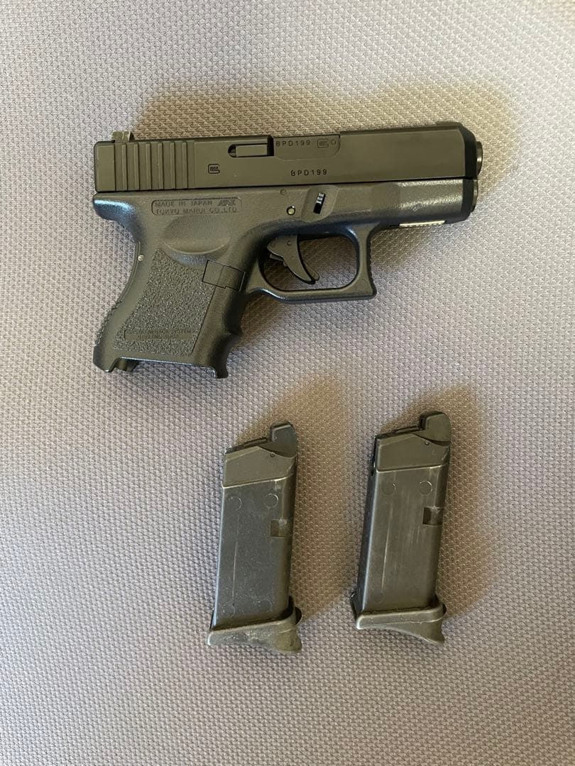 東京マルイ GLOCK26 GBB ガスブローバック 本体＋マガジン2つ グロック26 東京マルイ ガスブローバックガスガンレビュー - YouTube