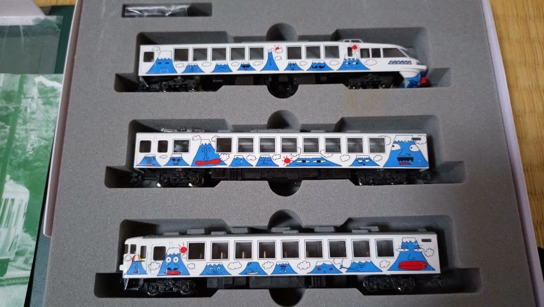 ☆KATO 10-238 富士急行 フジサン特急 6両セット中古☆ - メルカリ