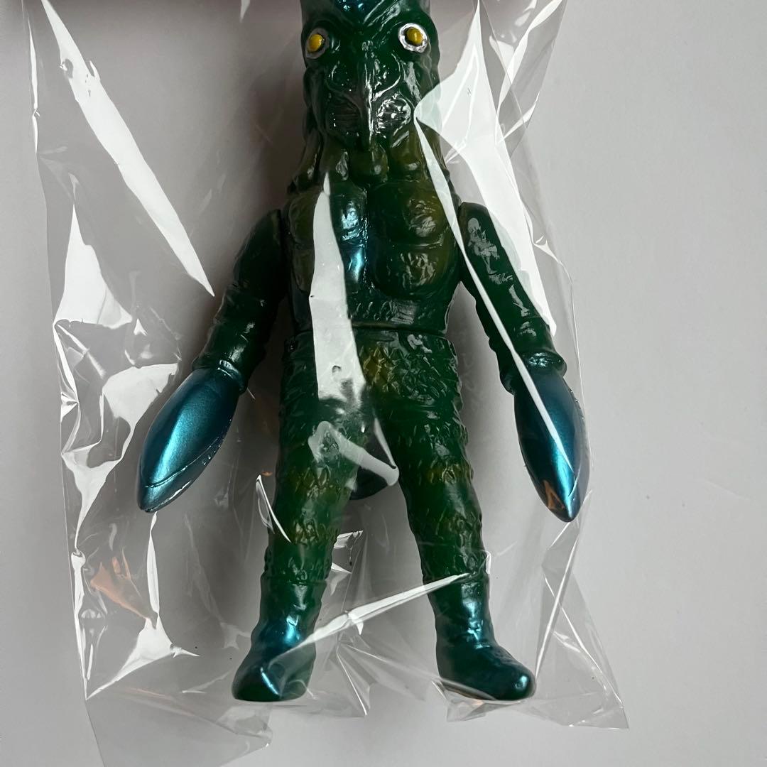 ヤモマーク ミドルサイズソフビ バルタン星人 - メルカリ