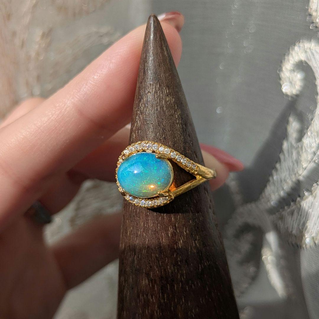 天然石大粒オパールピンファイア ゴールドカラーフリーサイズエレガントリング メキシコ産ファイアオパール 2.3ct ダイヤモンド 約1ct ピンクゴールド