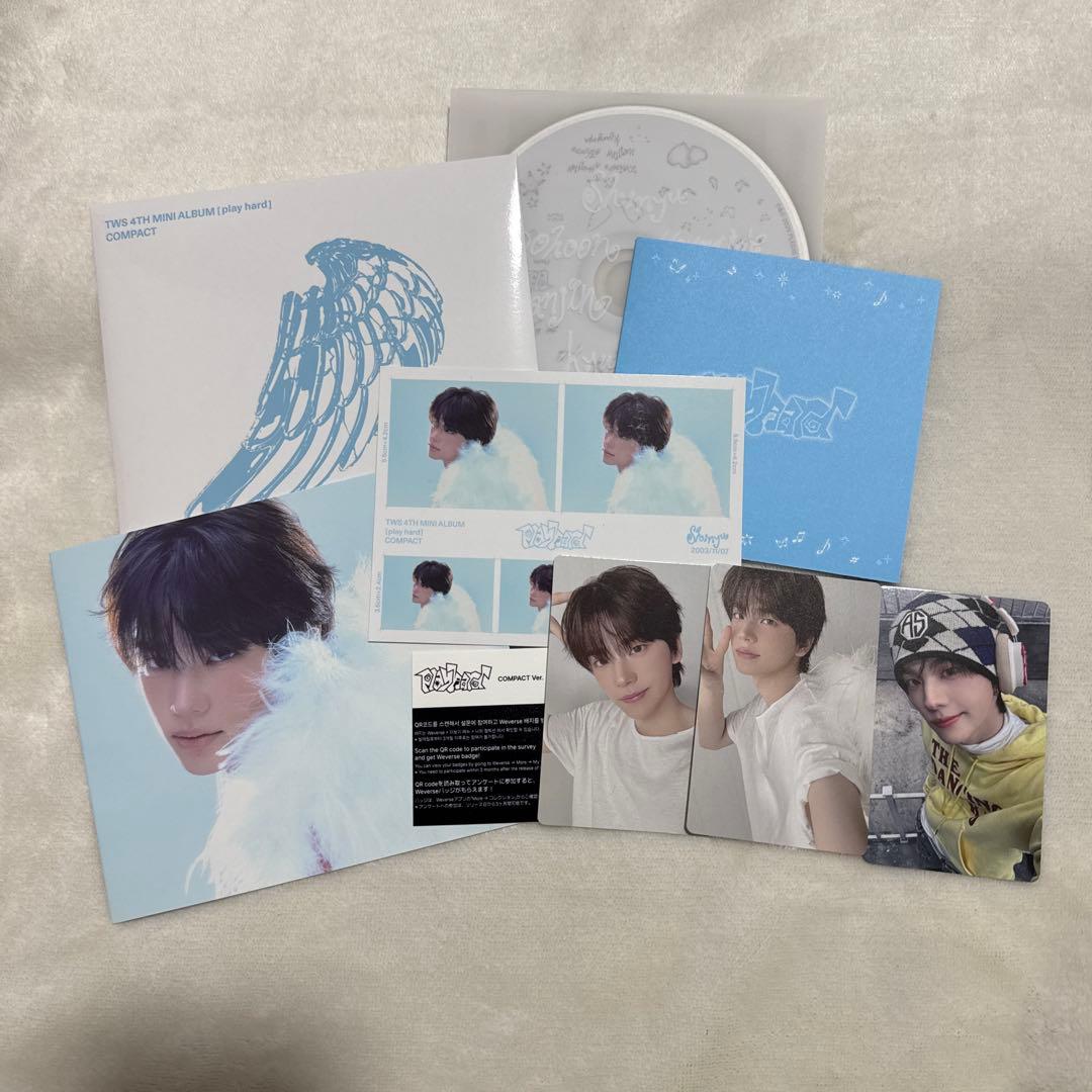 TWS play hard シニュ compact トレカ HMV 特典 - メルカリ