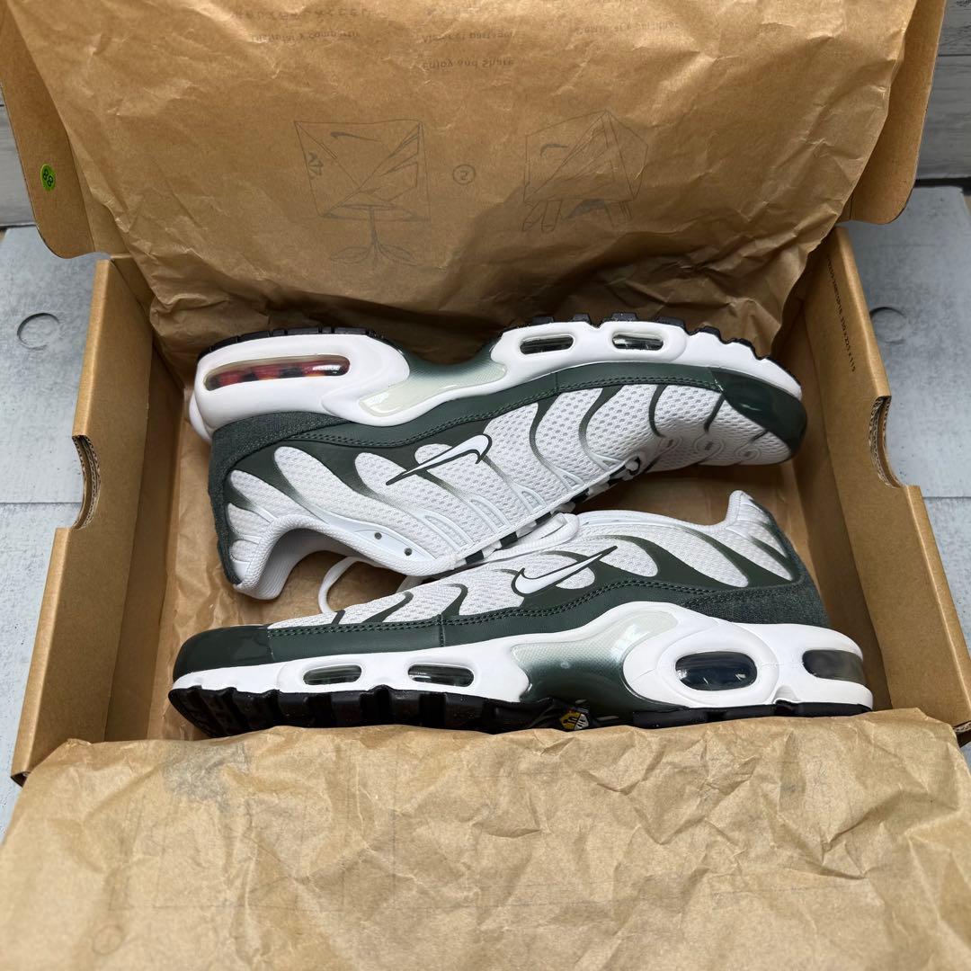 ナイキ エアマックスプラスPRM 27.5 白緑 FV6057-100 新品 - メルカリ