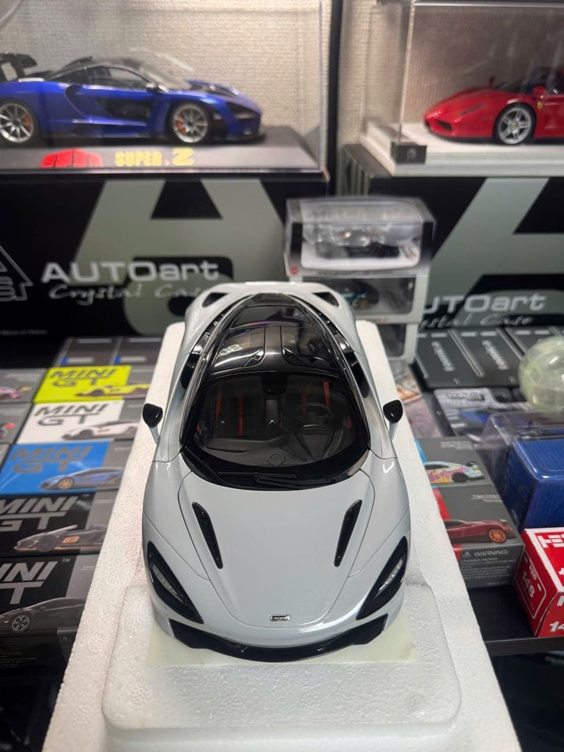 オートアート　McLaren 720s マクラーレン720s 1/18 1/18 AUTOart McLaren 720s (Azores Orange) Car Model - LIVECARMODEL.com