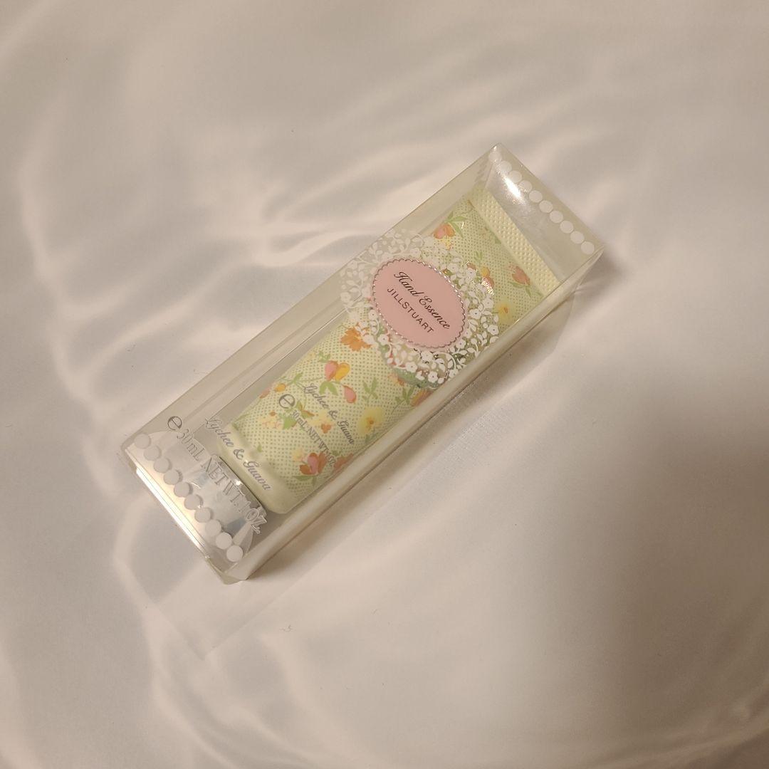 ジルスチュアート☆リラックスハンドエッセンス☆ライチ&グァバの香り☆30g
