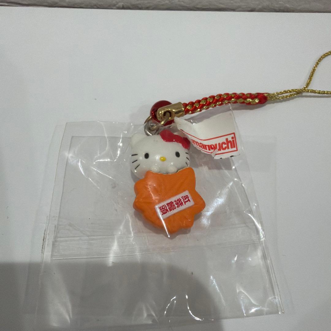 ハローキティ 2014年 広島限定 紅葉まんじゅう ご当地ストラップ