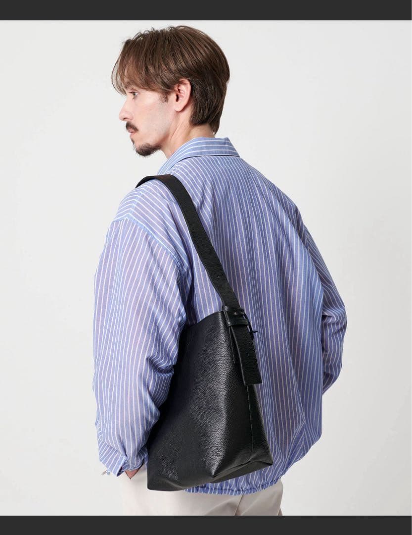 ユナイテッドアローズ　LA UNIQAレザートートバッグ　イタリア製