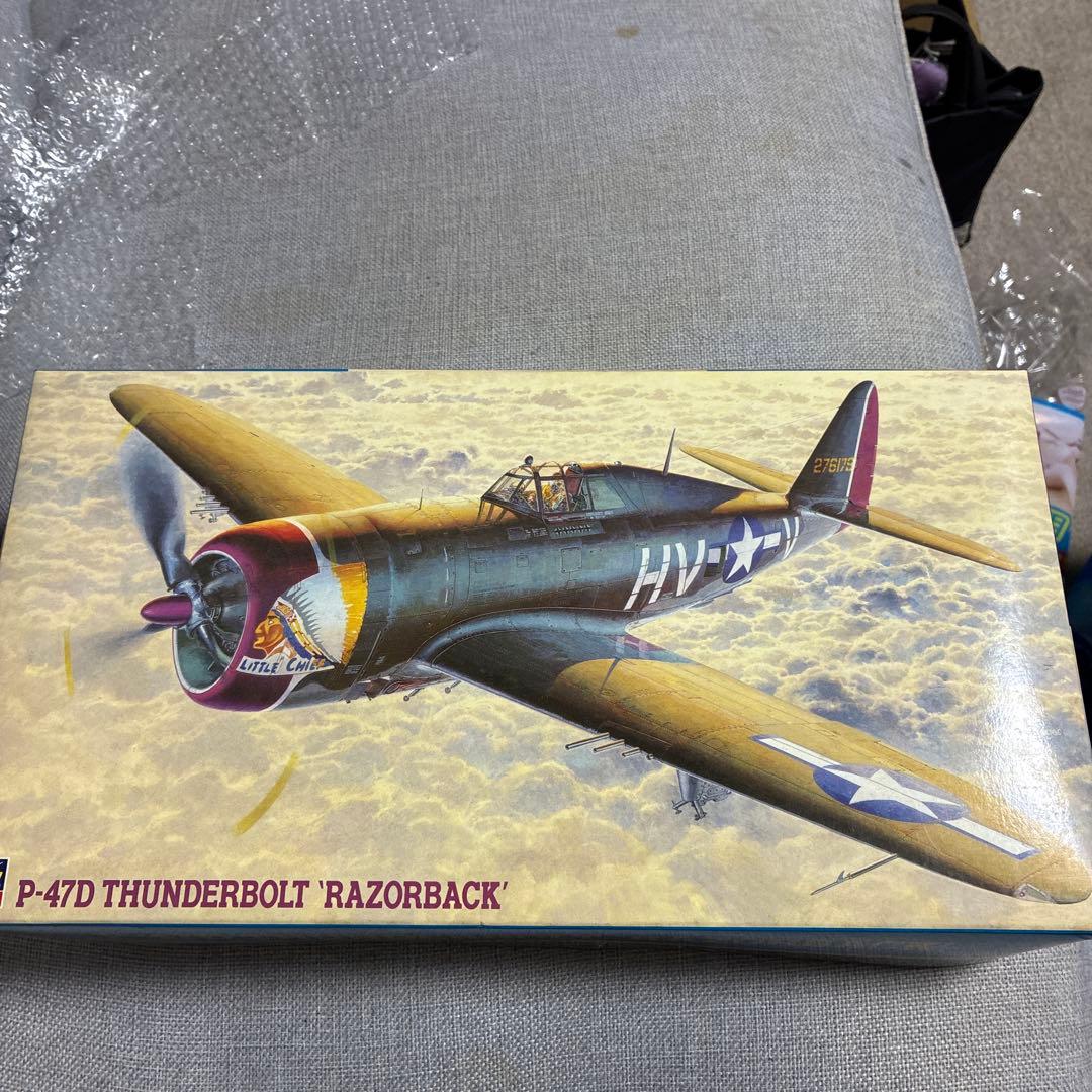 航空機・ヘリコプター P-47D THUNDERBOLT 'RAZORBACK' 1:48