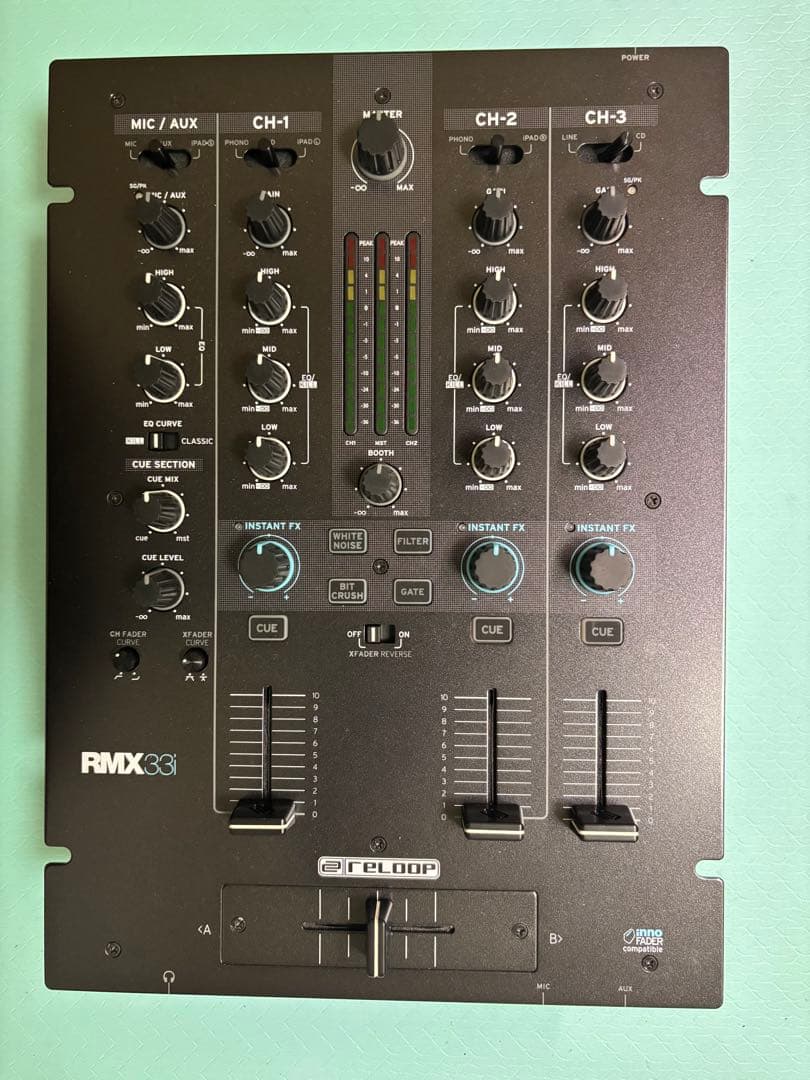 Reloop RMX-33i DJミキサー