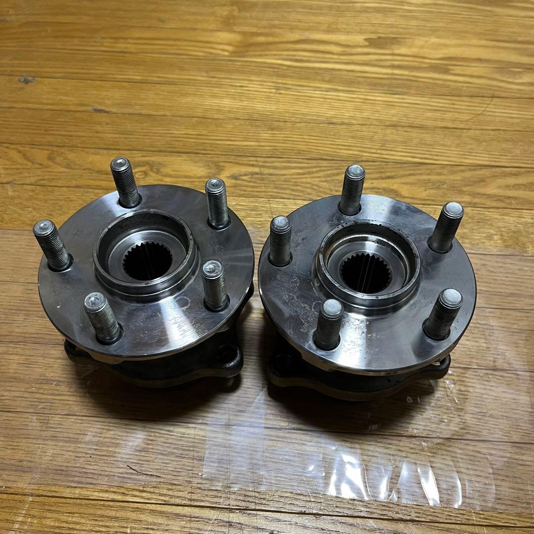 【美品】純正同等リアハブ