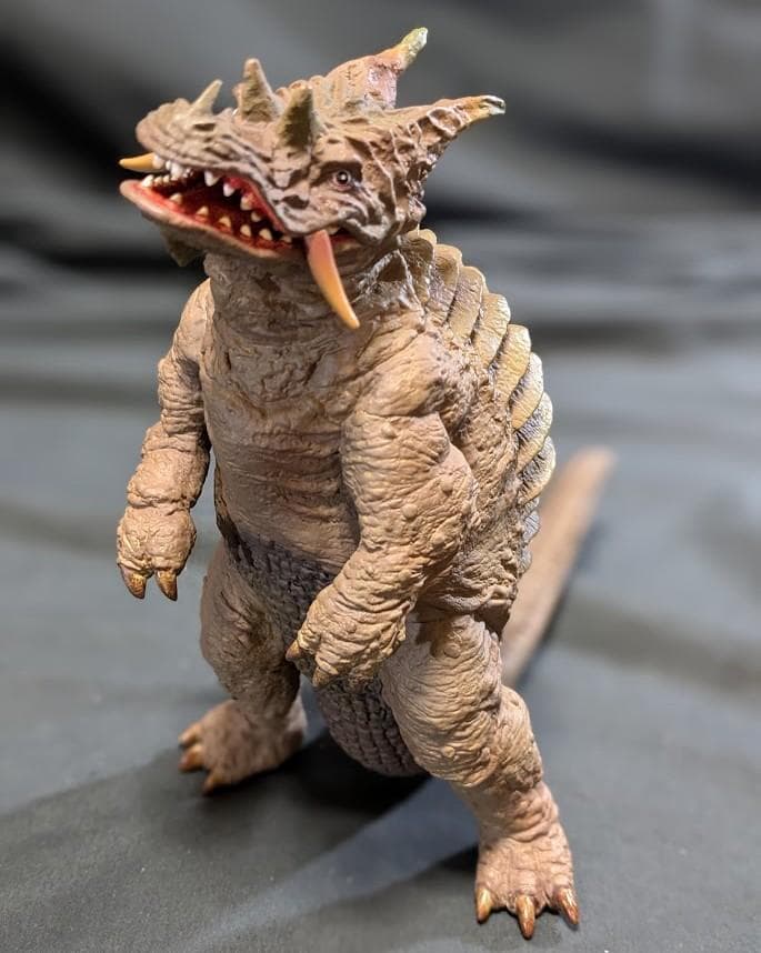 パゴス「ウルトラQ」登場怪獣（エクスプラス）ソフビフィギュア ウルトラ大怪獣シリーズ5000 パゴス | ウルトラマンシリーズ