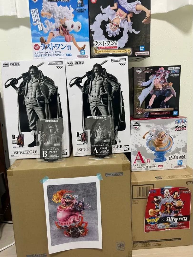 ワンピース まとめ売り ビッグマムMAXIMUM ロジャー ルフィ エース ONE PIECE」より四皇のビッグ・マムが30cm超えの大きなサイズで立体化