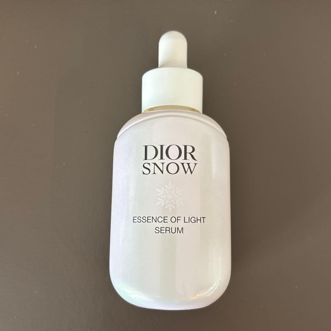 ディオール スノー エッセンス オブ ライト セラム 50ml 12月購入