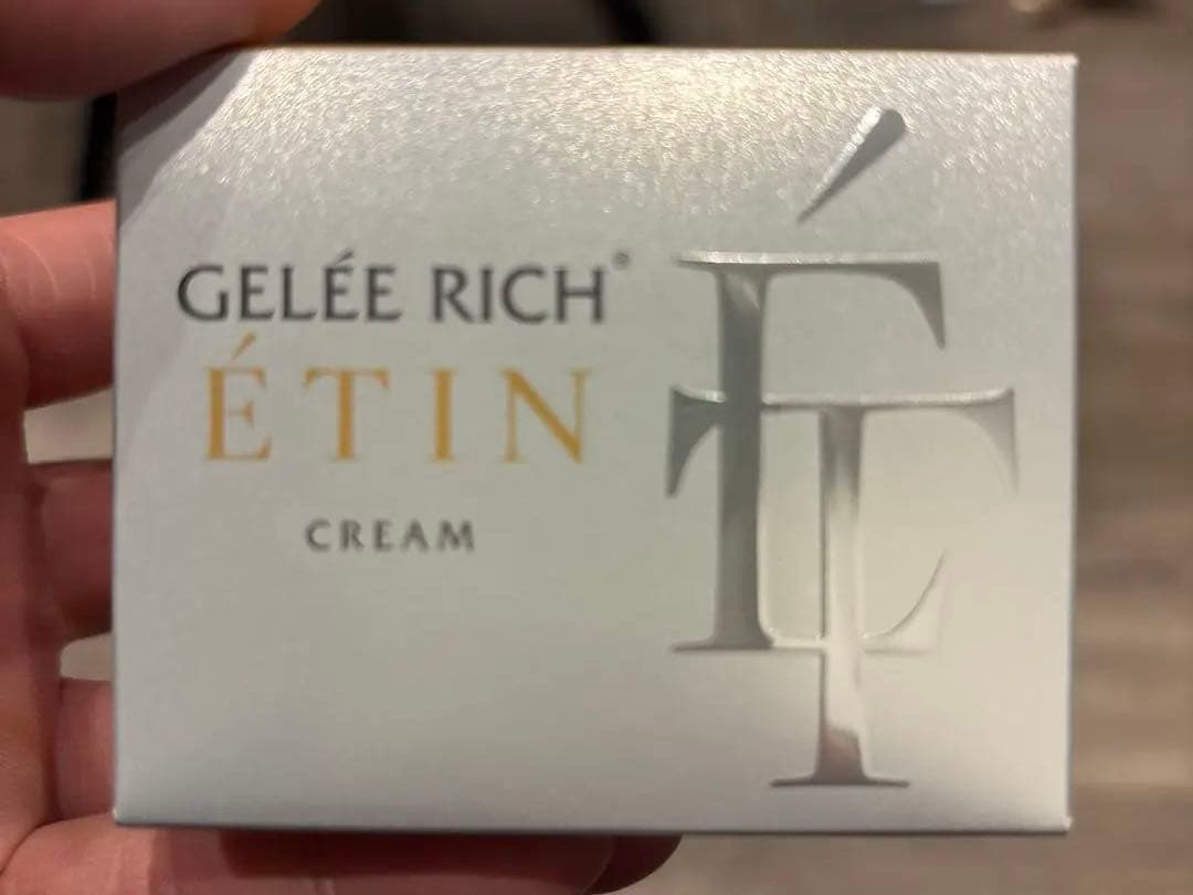 ぴのジュレリッチエタンクリーム2個