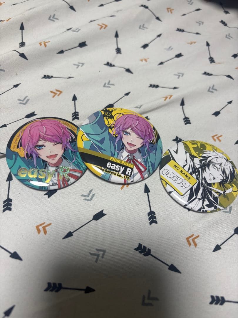 ヒプノシスマイク(ヒプマイ)飴村 乱数 缶バッジ3つ - メルカリ