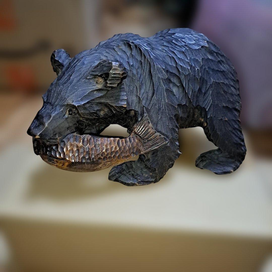 鮭くわえ熊 熊の置物 大きいサイズ 黒 ブラック