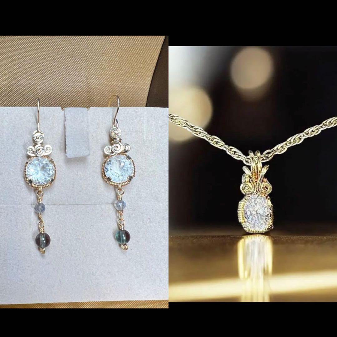 【for マリエモーン様】リビアングラスイヤリング・ホワイトサファイアペントプ for マリエモーン様】リビアングラスイヤリング・ホワイトサファイア