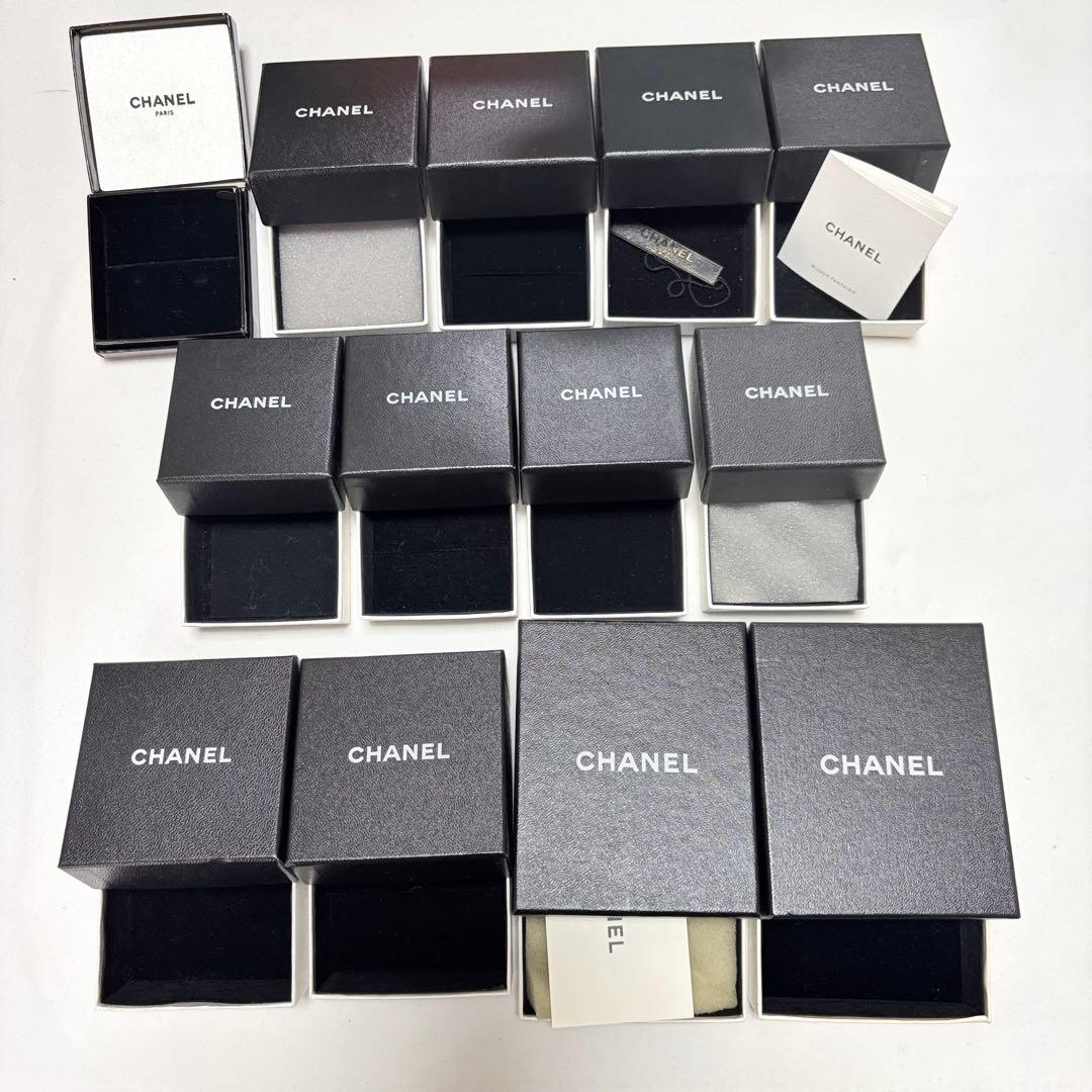 シャネル　アクセサリーケース　空箱　11個セット シャネル アクセサリーケース 空箱 11個セット シャネル アクセサリー