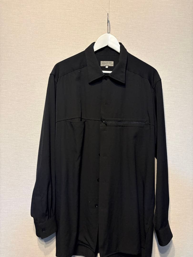 ヨウジヤマモト　シャツ Yohji Yamamoto ノッチドカラー シャツ | ブラック | FARFETCH JP