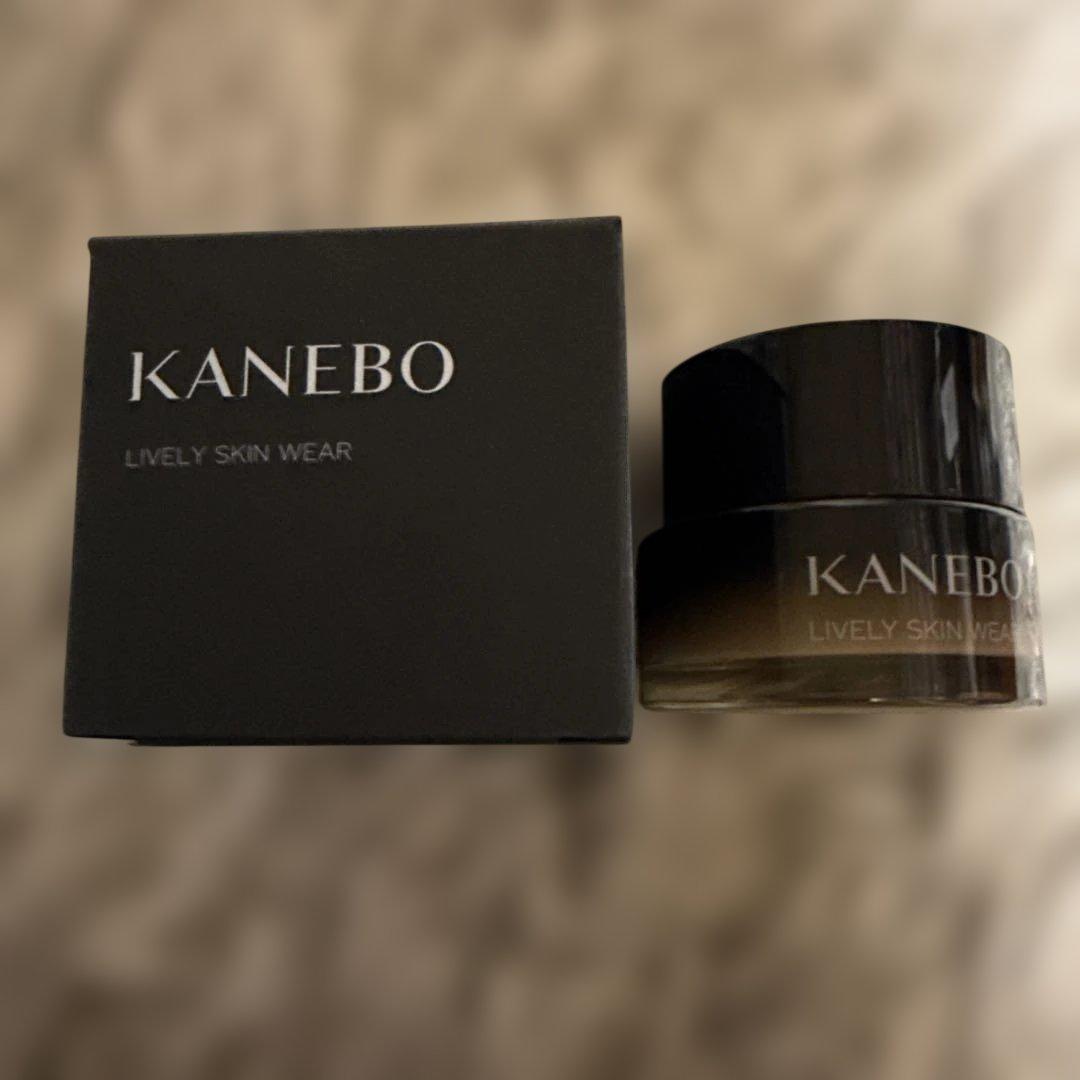 カネボウ　ライブリースキンウェアII 240 リネン KANEBO / ライブリースキン ウェアII 240 Linenの公式商品情報｜美容