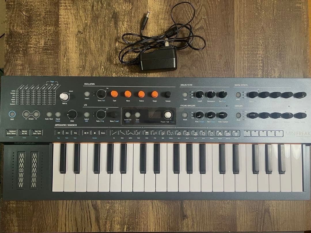 鍵盤楽器 ARTURIA MINIFREAK Arturia MINIFREAK – DJ TechTools