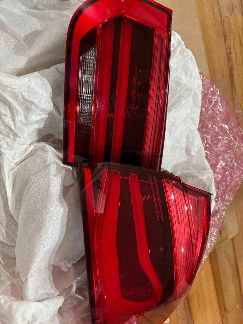ＢＭW 3シリーズ　 F31 LCI テールライト