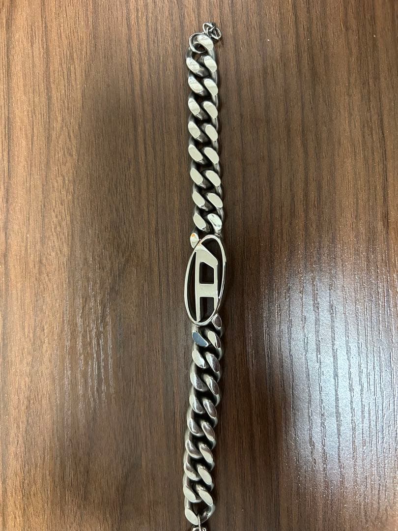 ディーゼルブレスレット