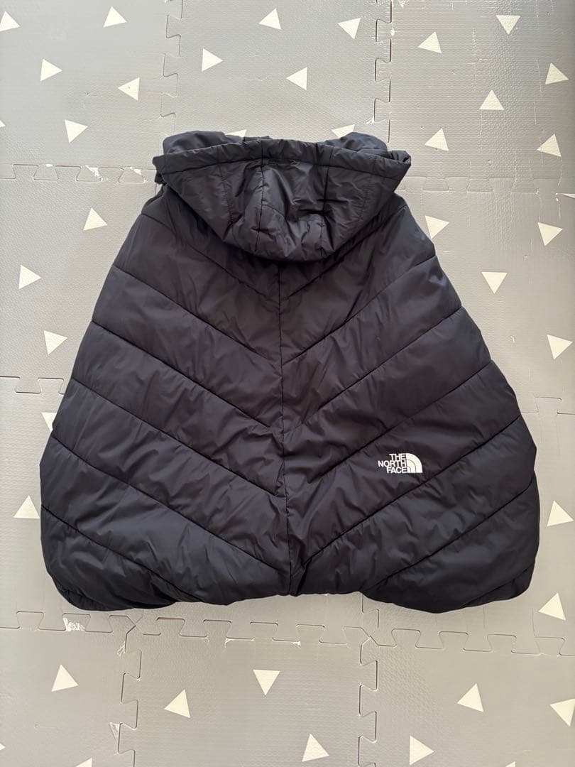 【美品】THE NORTH FACE ベビー ダウンケープブラック 抱っこ紐防寒