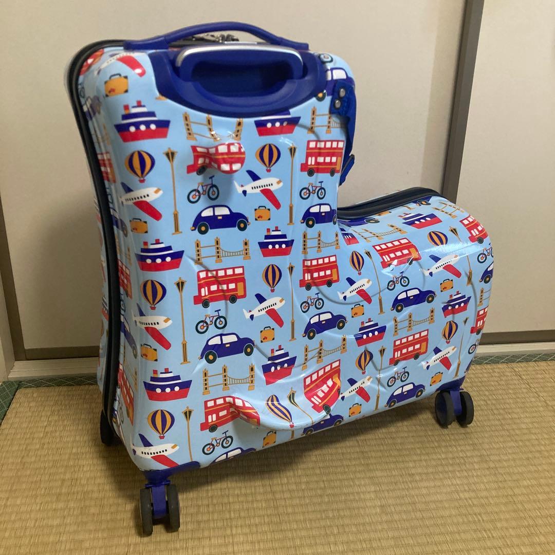 子どもが乗れる　スーツケース　キャリーバッグ