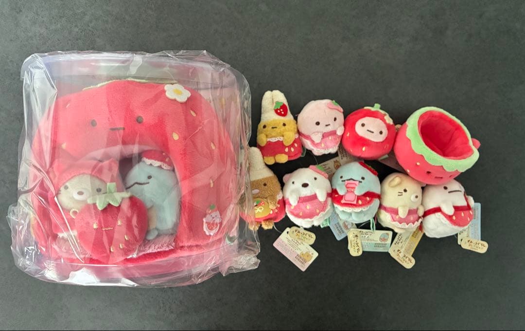 すみっコぐらし　いちごフェア　ハウス　てのりぬいぐるみ　喫茶　いちご　おうち