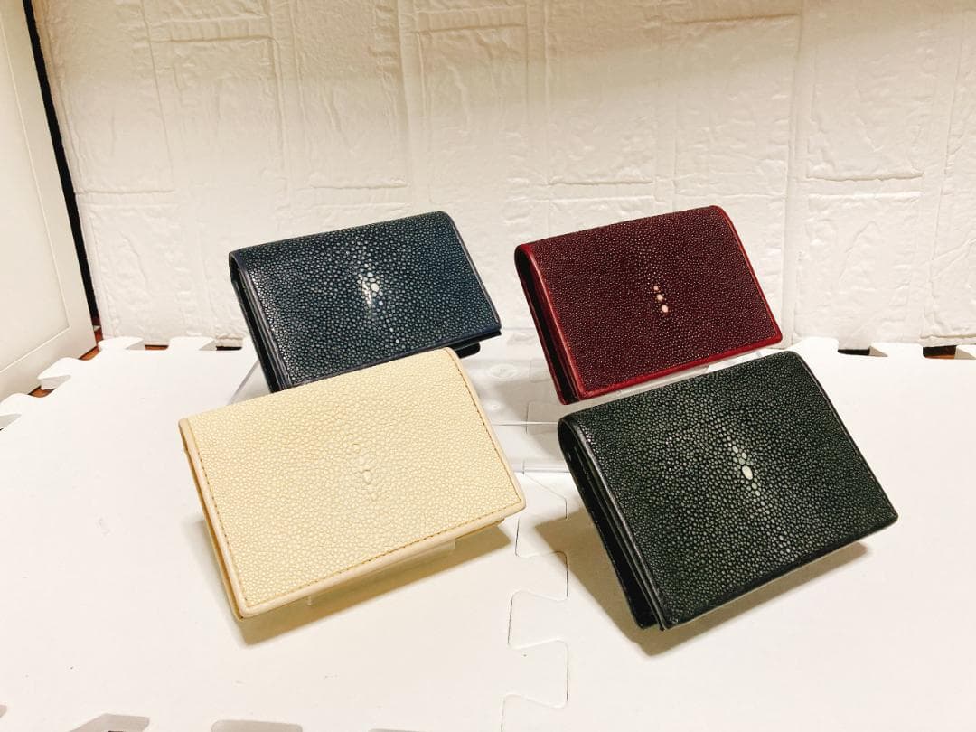 ☆qlaq☆ガルーシャ　名刺入れ　4点セット ガルーシャ 名刺入れ【表：ガルーシャ】【裏：パイソン】 商品番号 SNC