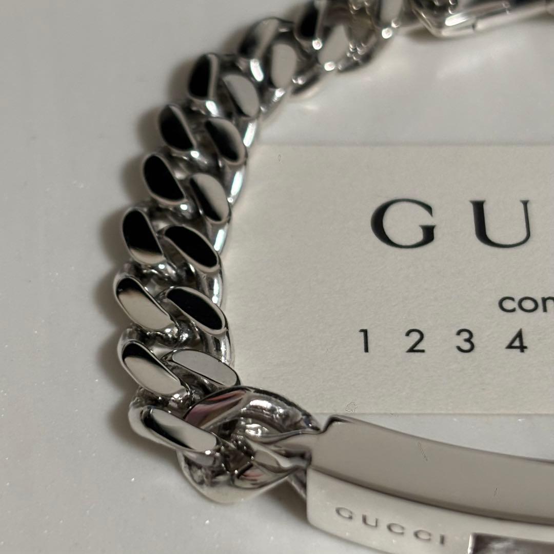 GUCCI 新品同様品 ラージタイプ カットアウトGブレスレット 刻印18