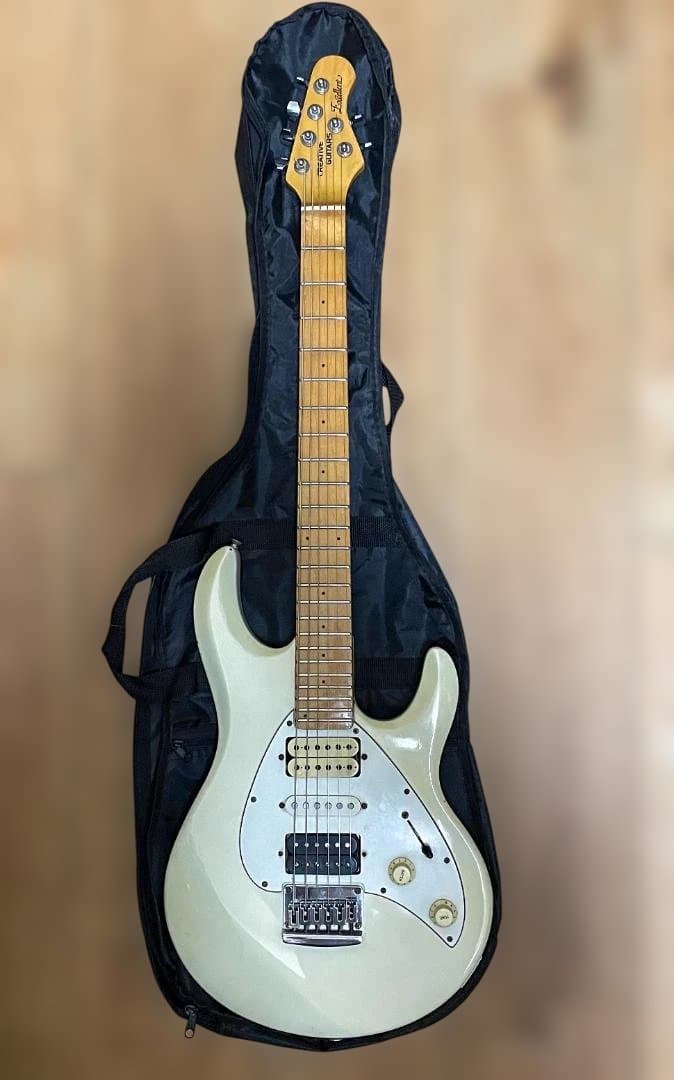 r*6様 Musicmanタイプ エレキギター アルダー HSHピックアップ メ r*6様 Musicmanタイプ エレキギター アルダー HSHピックアップ メ