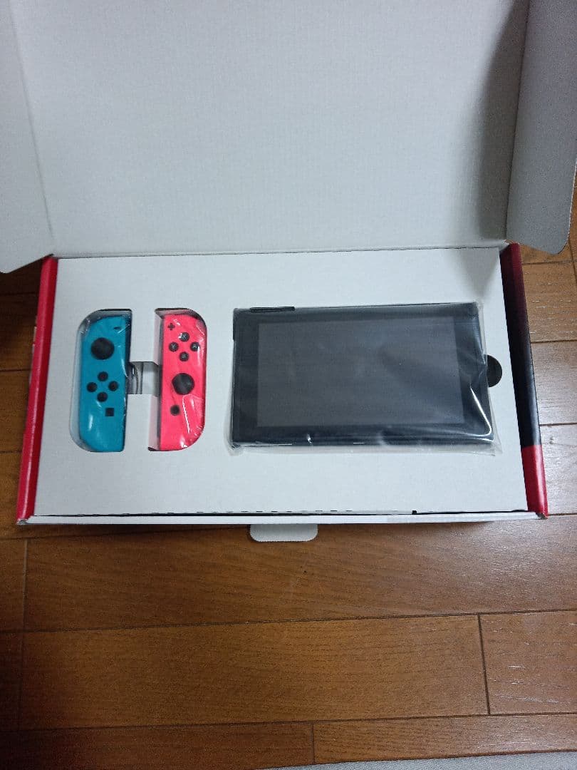 値下げ Nintendo Switch 本体 ネオンブルー/ネオンレッド