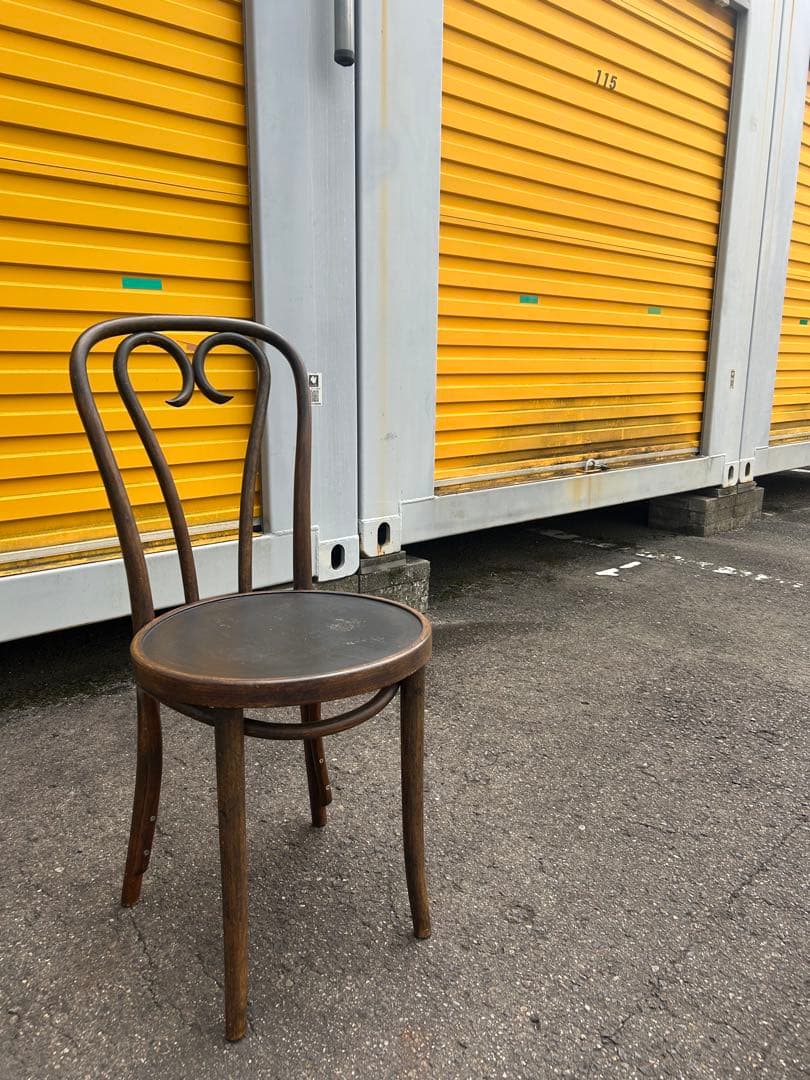 ほわいと　　　ベントウッドチェア