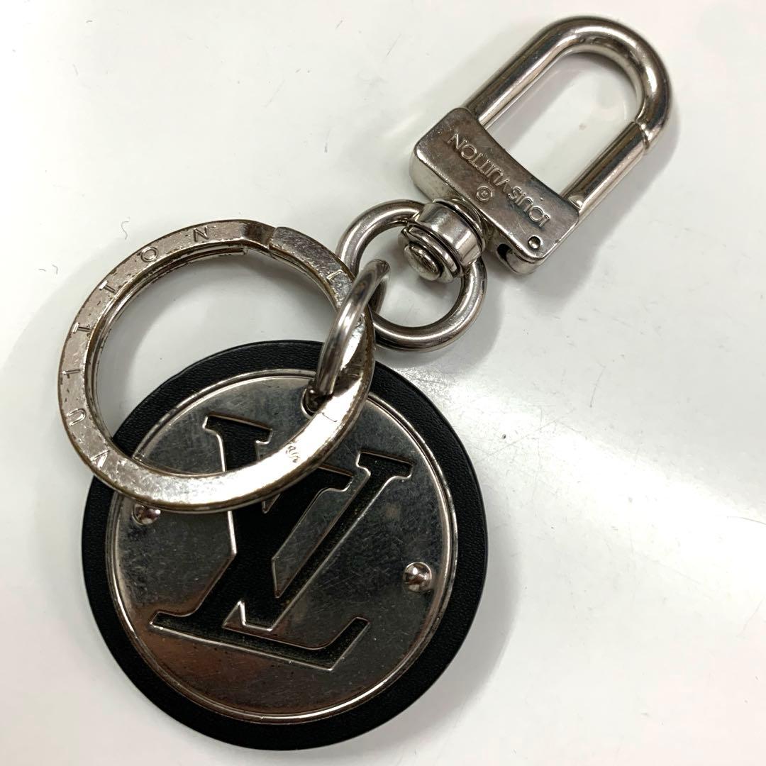 ヴィトン　LV シルバー　メタル　キーホルダー　キーリング