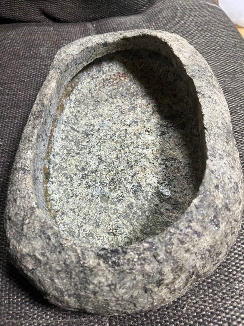 天然花崗岩オーバルオブジェかなり重いです。