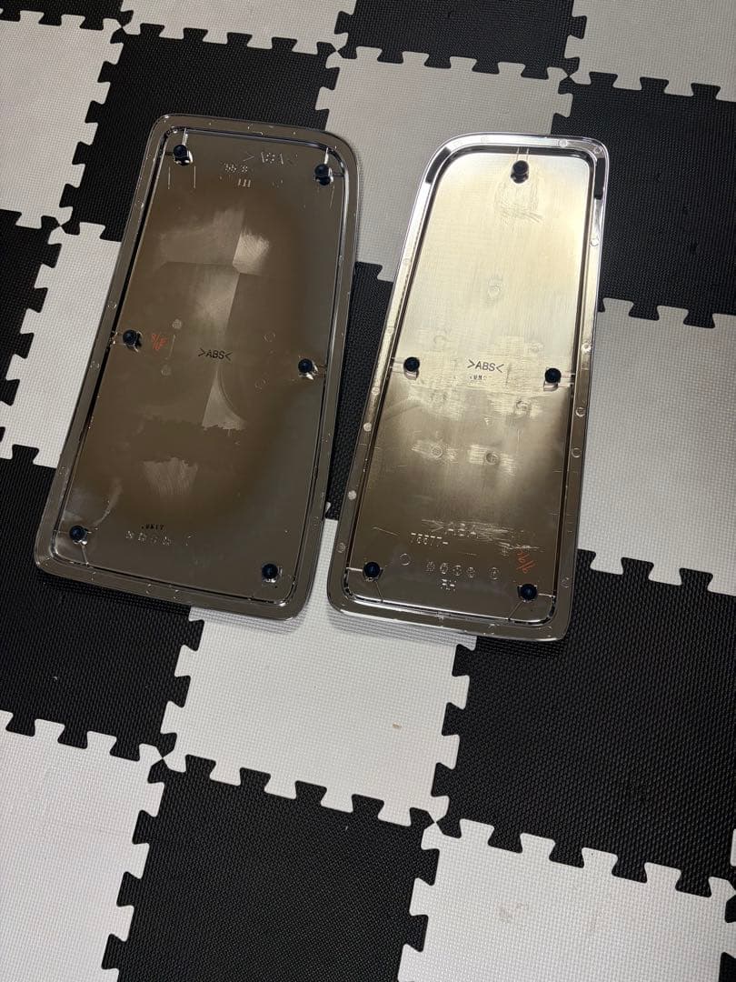 日野 純正グランドプロフィア 寝台 窓 メッキ ガーニッシュ パネル 日野自動車 日野 グランドプロフィア 17プロフィア 寝台パネル メッキ