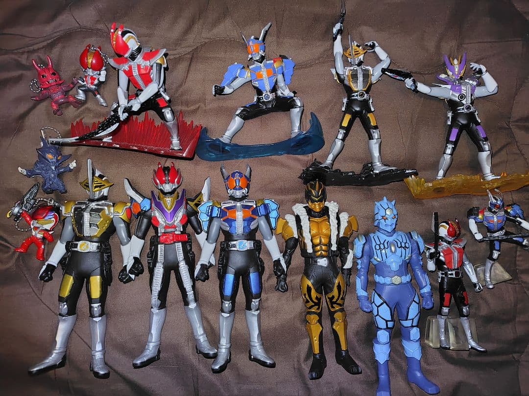 仮面ライダー電王 ソフビ フィギュア 15点セット Amazon.co.jp: 仮面ライダー電王 ビッグサイズソフビフィギュアイン