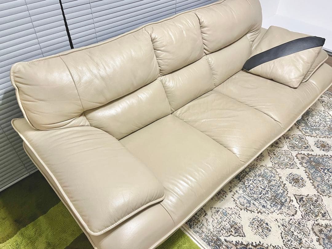 ニトリ 3人掛けソファ（ロゾ4 革・ベージュ）