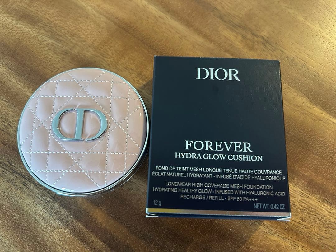 Dior クッションファンデ　ケースとリフィル　限定デザイン