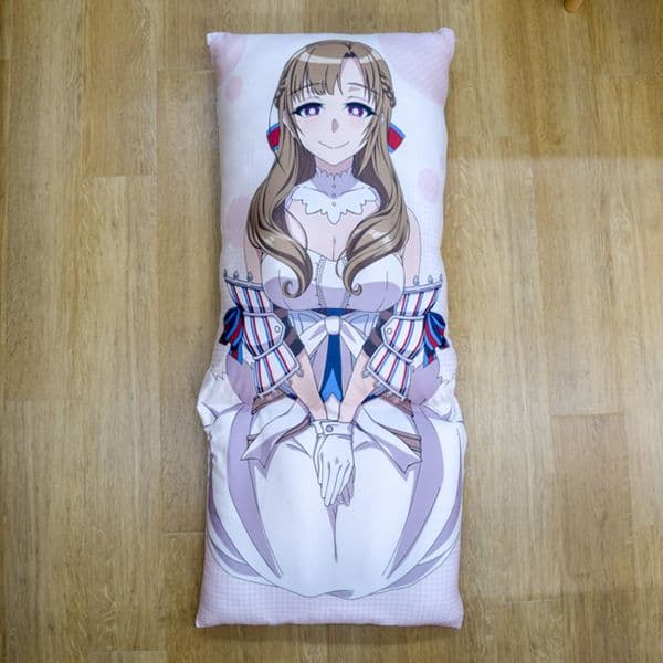 通常攻撃が全体攻撃で二回攻撃 真々子 ひざ枕クッション