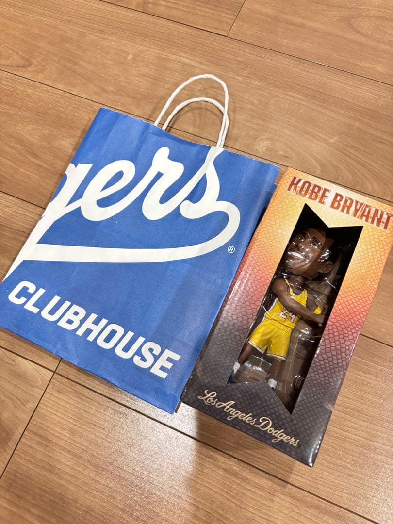 コービーブライアント ボブルヘッド人形