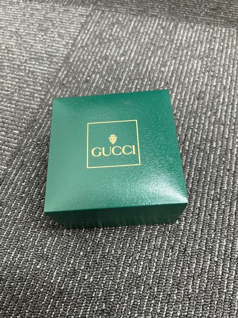 GUCCI 腕時計セット ゴールド カラフルリング