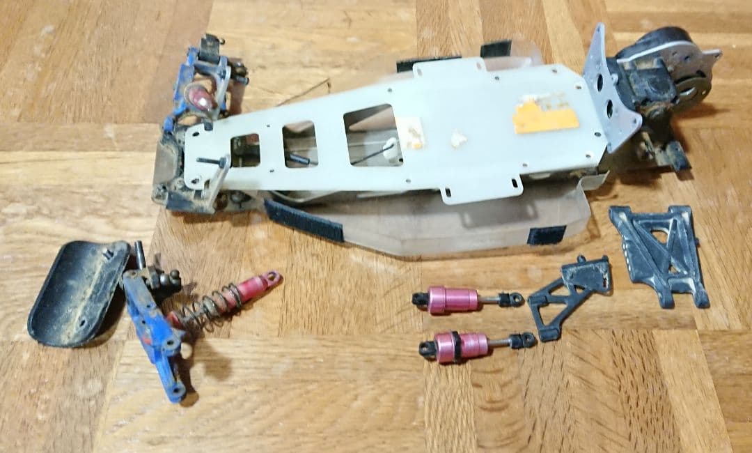 ラジコン 京商 旧 アルティマ シャーシ ジャンク